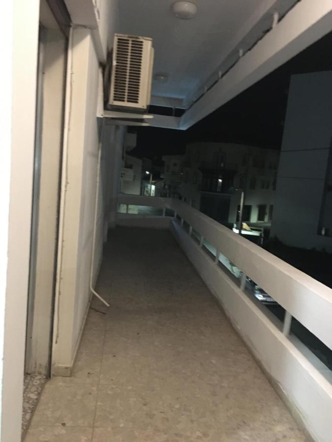 拉纳卡 Past Or Trail旅舍 外观 照片